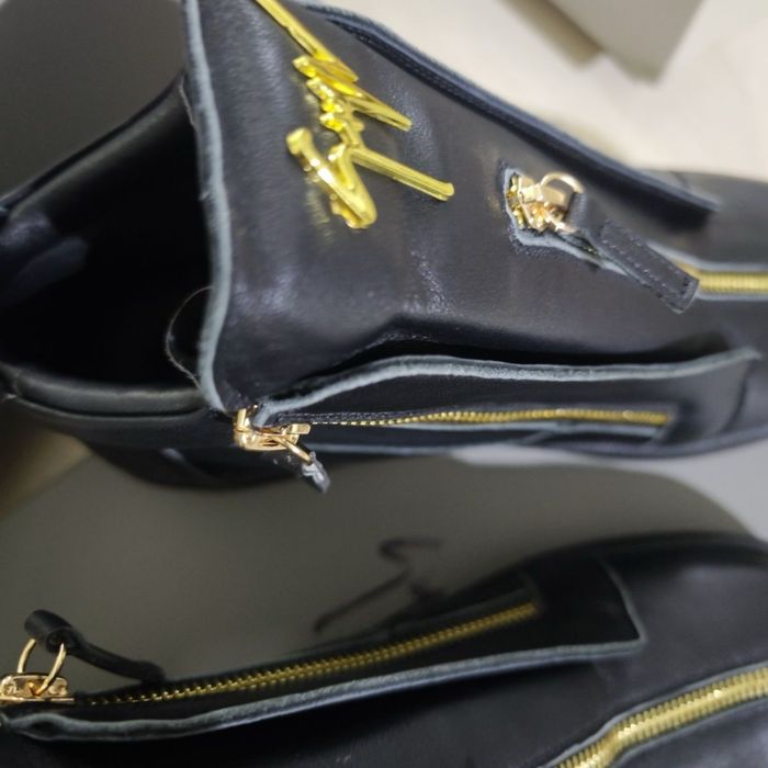 Кросівки Giuseppe Zanotti ЧИТАТИ ОПИС