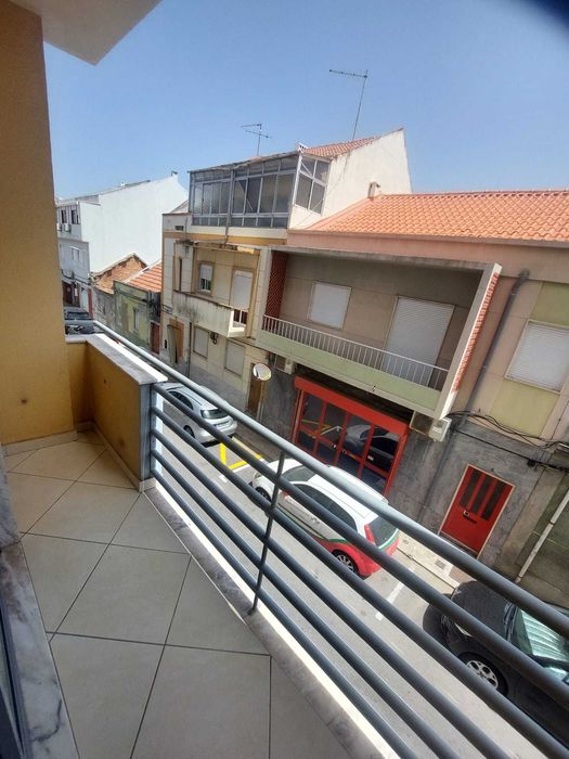 Imóvel T2 Baixa da Banheira, Rua de Angola 1
