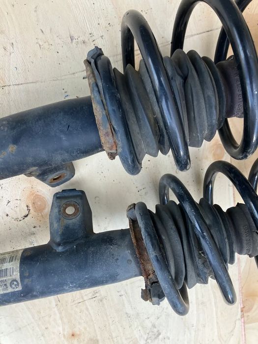 amortyzatory przód sprężyny bmw e60 e61 x-drive 530xd 6772219 6772220