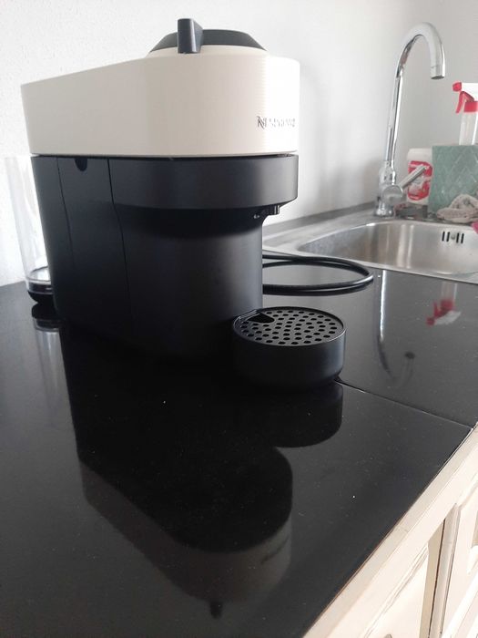 Máquina de café Nespresso vertuo