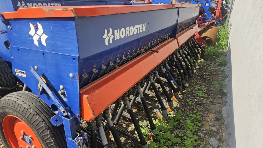 Siewnik Nordsten 4m CLR liftomatic