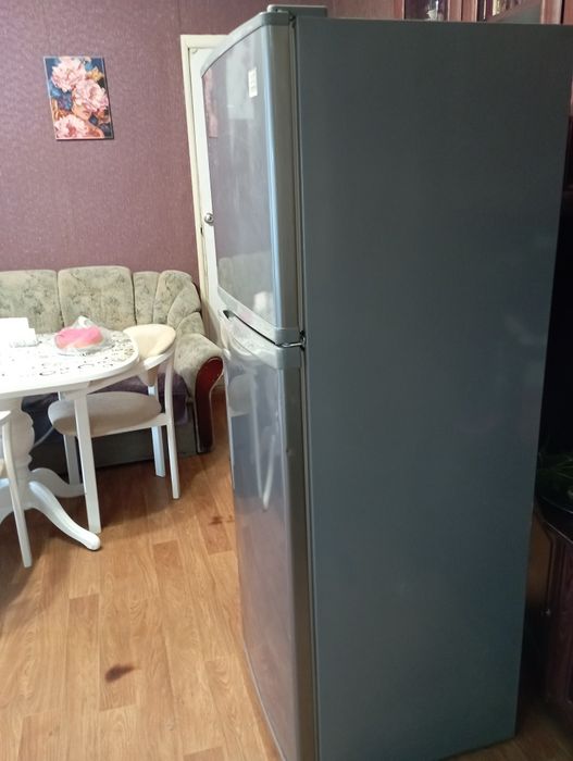 Продам холодильник б/у