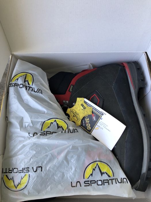 Nowe buty górskie LA SPORTIVA KARAKORUM EVO GTX rozm. 45,5 MP 29,3 cm