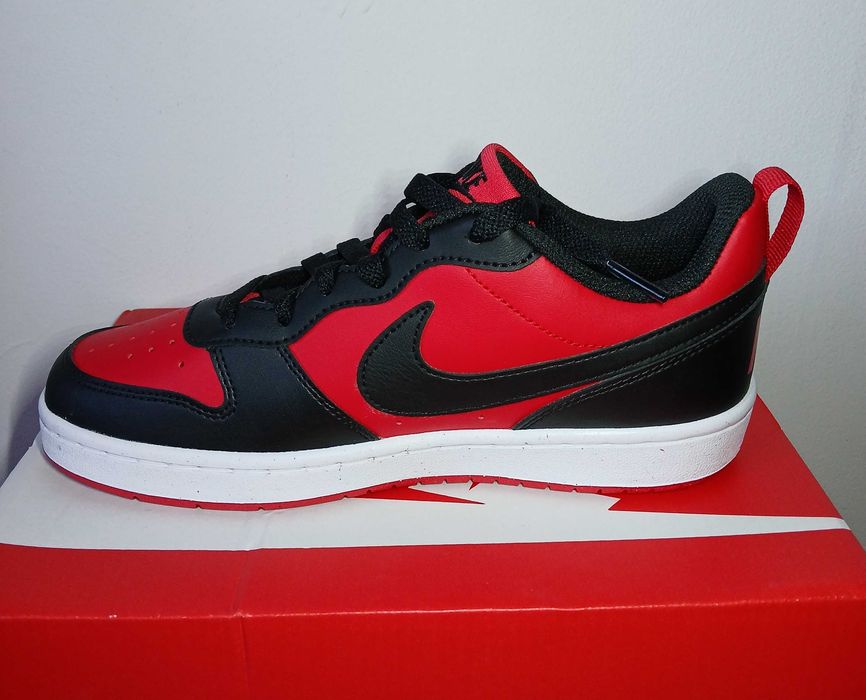 Nike Court Borough