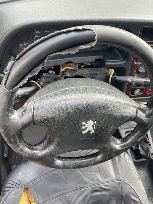Peugeot 306 1.4 a andar para despachar