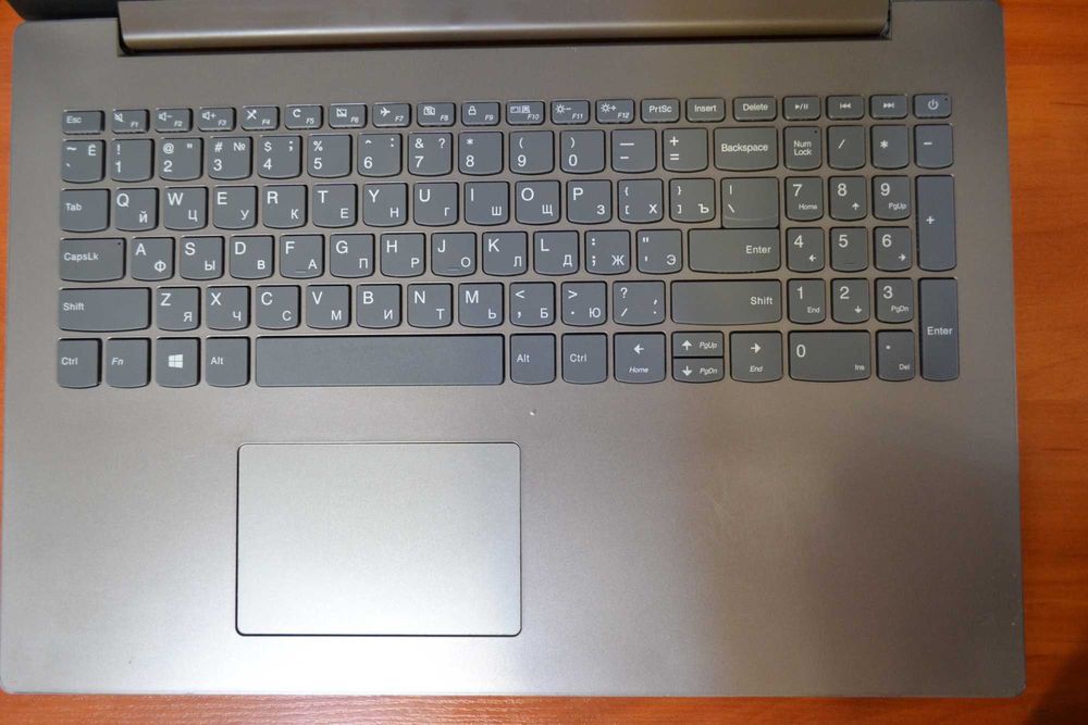 Lenovo IdeaPad (Core i5-7200U/8GB DDR4/NVIDIA MX 130/940mx GDDR5/ HDD 1000 GB/ 15.6 TN)