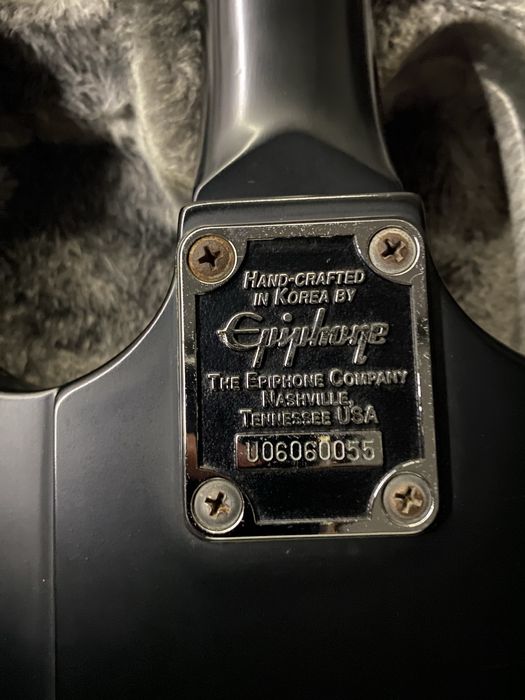 Baixo Epiphone Thunderbird