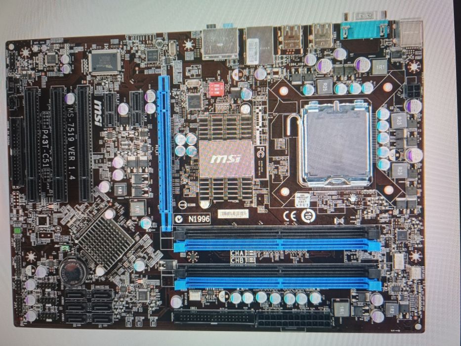 Продам мат.палату MSI p43l ms-7519 s775 + intel quadcore Q9400+ 8 gb