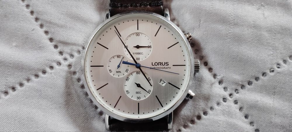 Zegarek Lorus klasyczny elegancki skórzany pasek