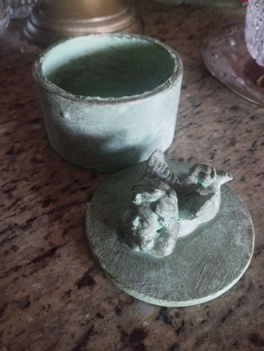 Stare pudełko z aniołkiem shabby chic vintage