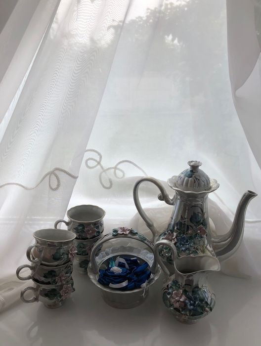 Сервиз новый продам