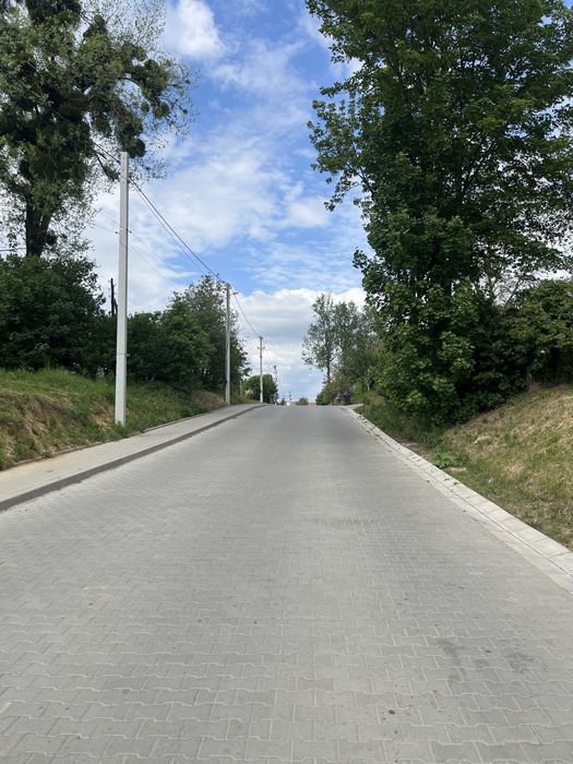 Продаж діяляки 10сот . у центрі села Домажир