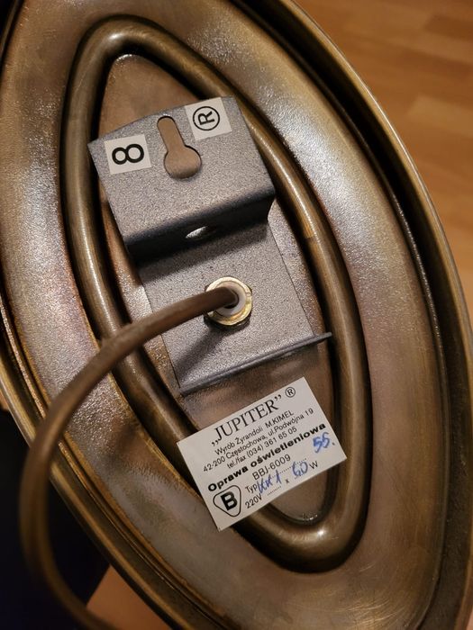 Lampa Jupiter stylizowana Rustykalna mosiądz kinkiet. 
Odbiór