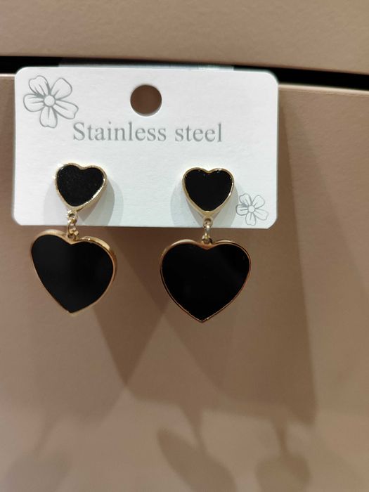Kolczyki wiszące czarne serduszka nowe