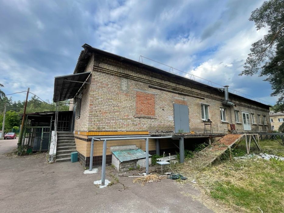 Оренда приміщення в 280м² в центрі с. Білогородка