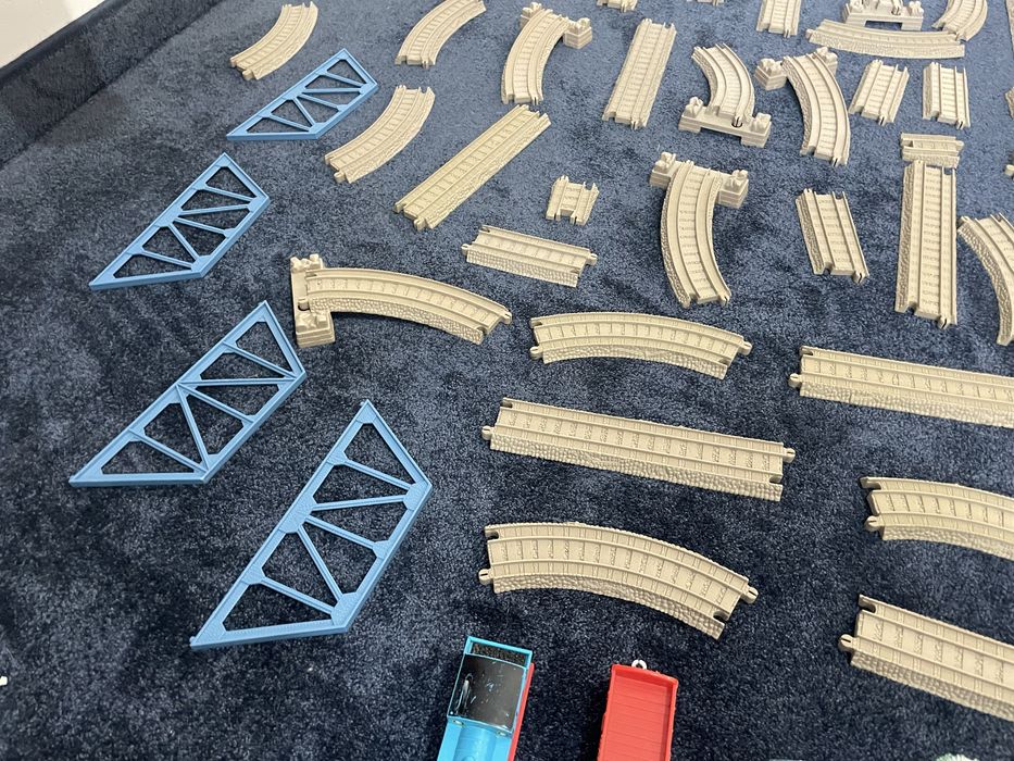 Zabawki edukacjne dla dzieci tonek i przyjaciele tory i ciuchcie