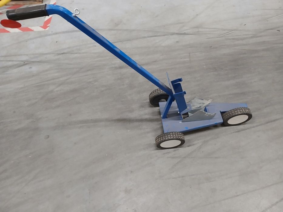 Wózek do malowania linii / pasów