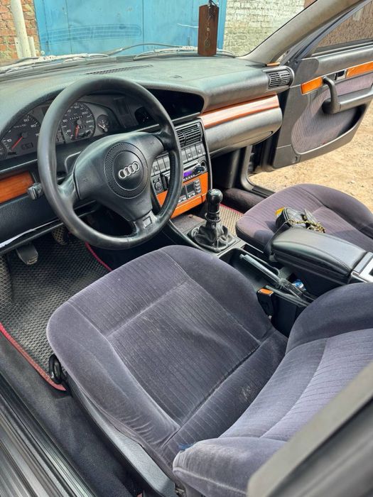 Продаж AUDI 100 C4