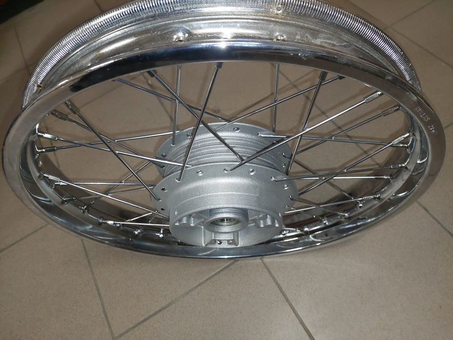 Sprzedam odrestaurowane kolo tyl wsk 175 Kobuz perkoz