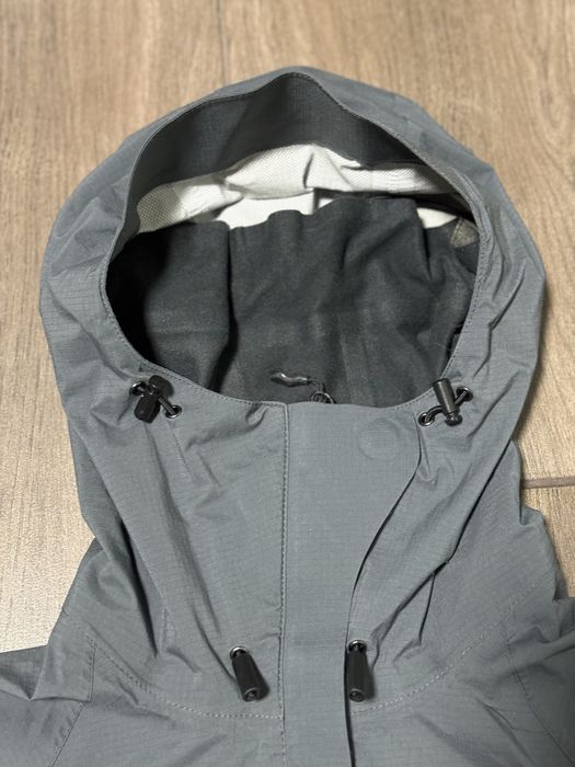 Куртка вітровка  Dynafit розмір S