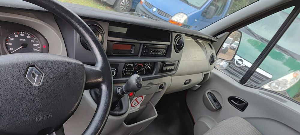 Renault Master brygadówka doka osobowy 9 brygadowy osób osp max 6 os