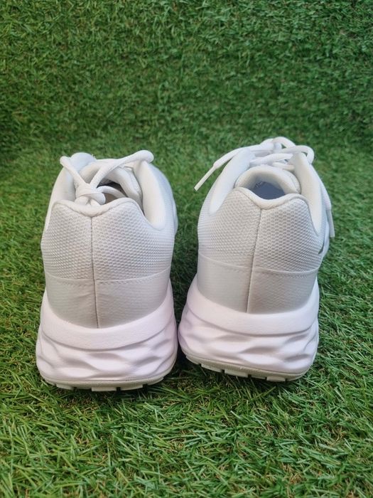 Buty W Nike Revolution 6 nn