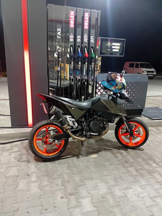 Продам мото КТМ690SMC