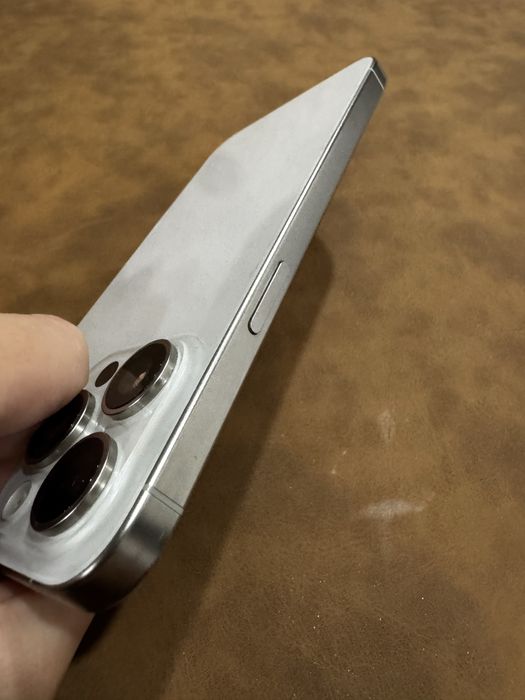 Iphone 15 Pro Max 256GB Branco