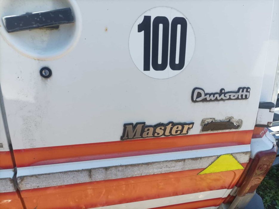 Renault Master I na części