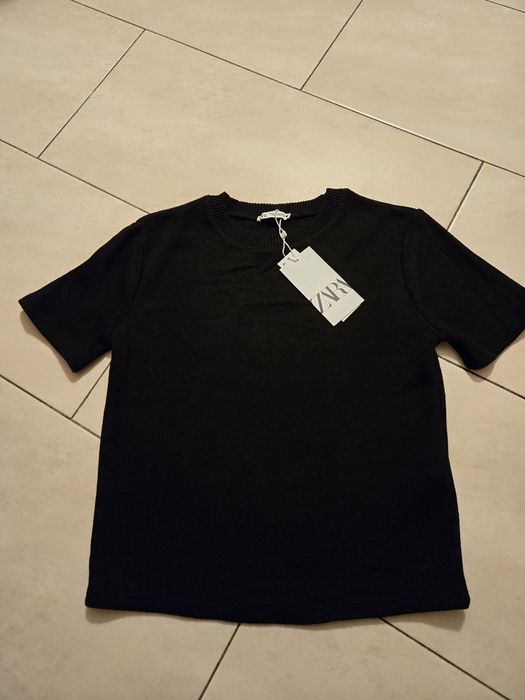 Zara czarnym sweterek z krótkim rękawem S