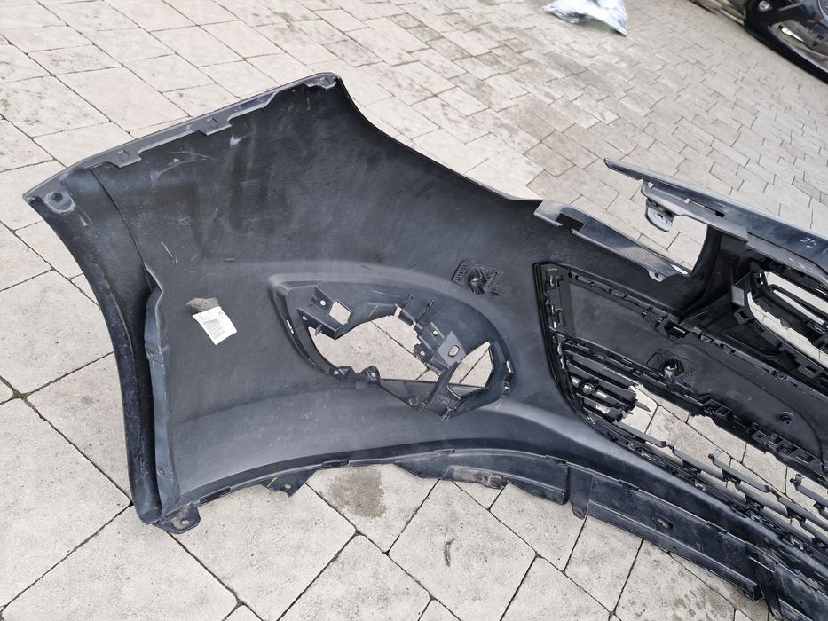 Бампер передній Opel Astra J 2012-2015 рестайл