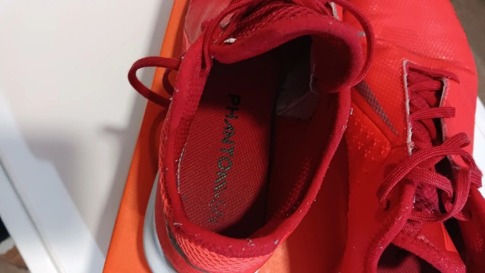 Ténis de Basket,  tamanho 36.