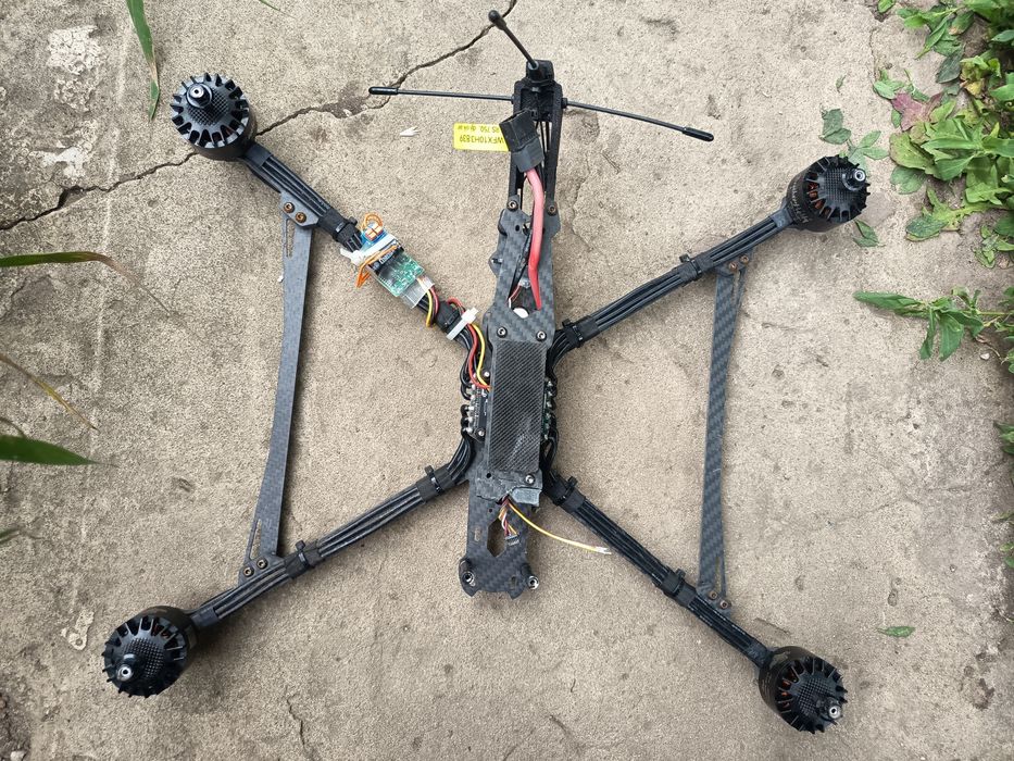 ФПВ дрон, FPV квадрокоптер