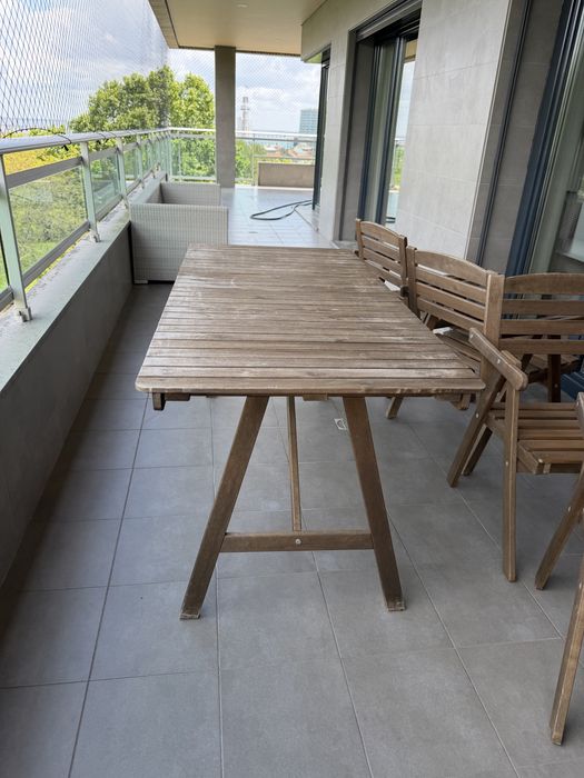 Conjunto mesa jardim e 4 cadeiras