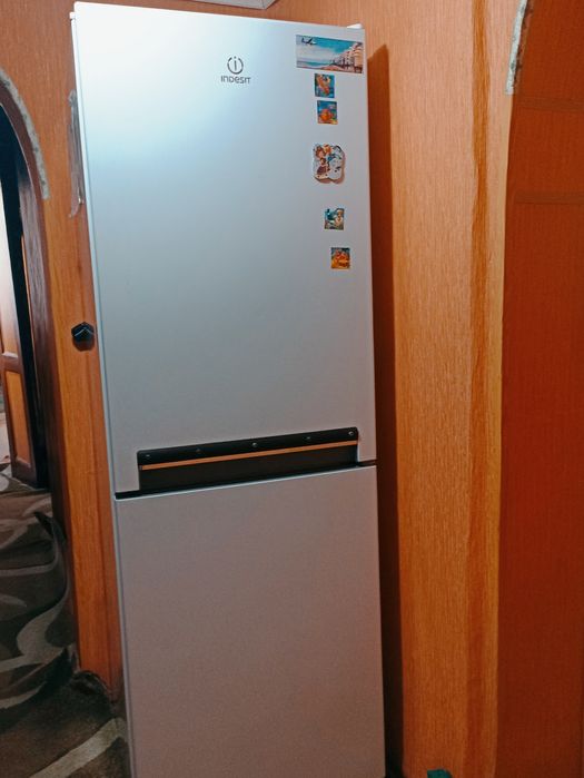 Посуточно квартира 2 кім.  здається