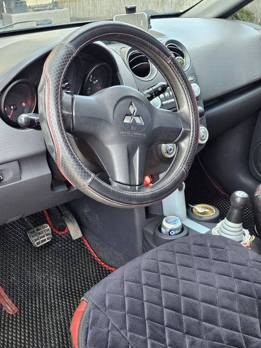 Mitsubishi Colt • Хороший стан • Економна • робот*201 тис. км