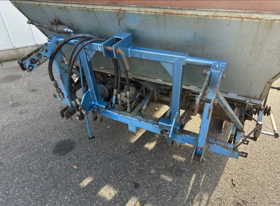 Сівалка саджалка 6 рядна Цибуля часник тюльпани