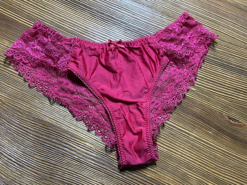 Продам комплект жіночоі білизни