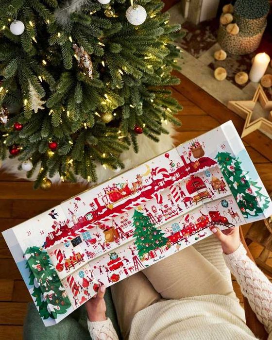 Bonne Maman Domek Kalendarz Adwentowy z ciastkami, dżemami i herbatami