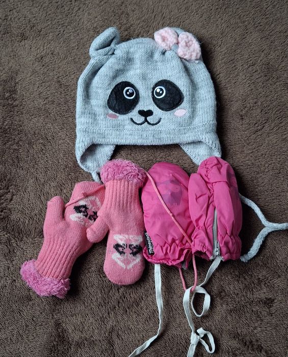 Набір зимова шапка та рукавички для  дівчинки