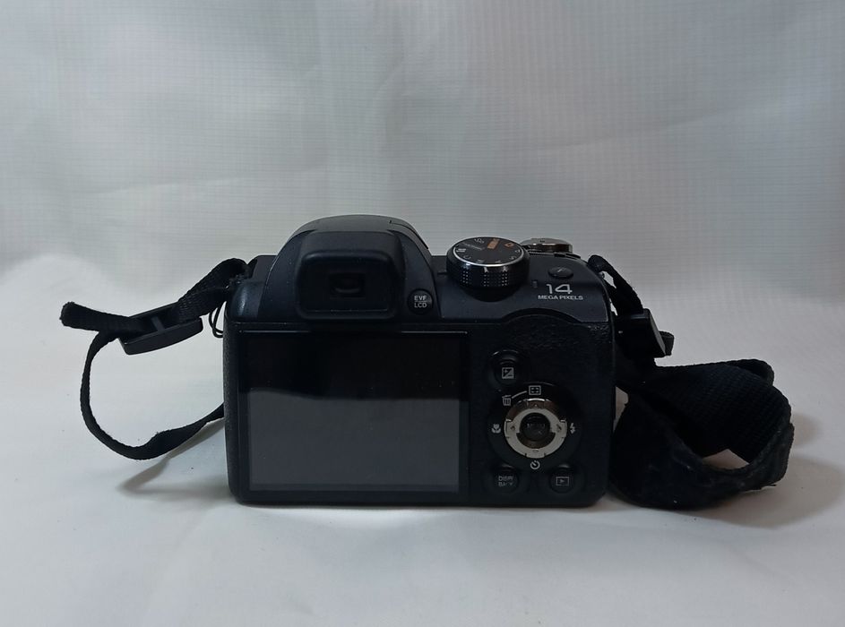 Фотоапарат Fujifilm s3200