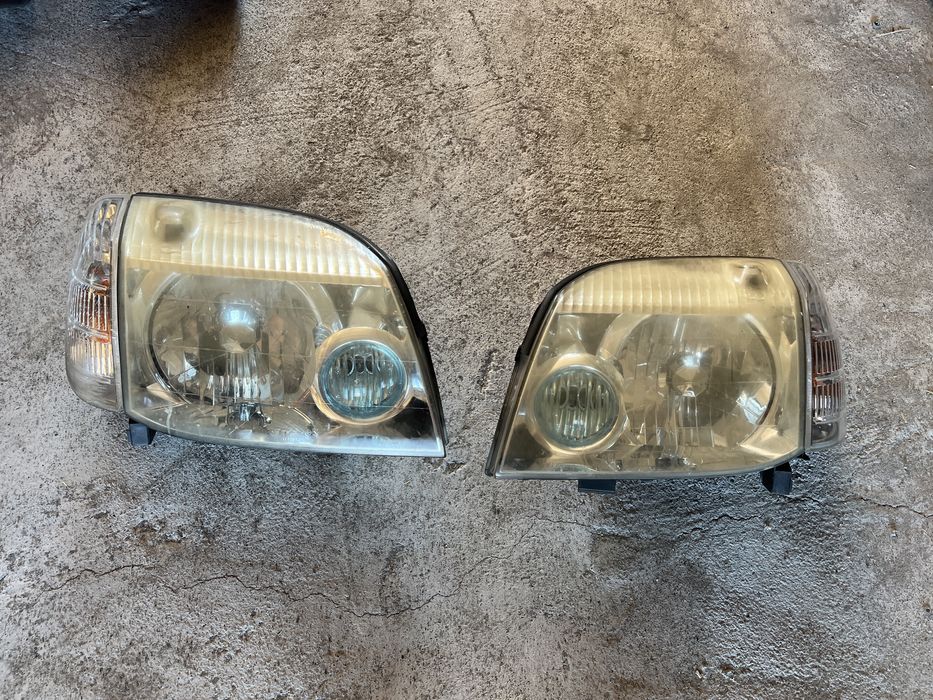 Передні фари Nissan X Trail 2001-2007.  T30 Ніссан Іх стреіл