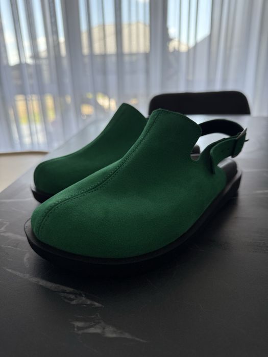 Клоги зеленого кольору , нові