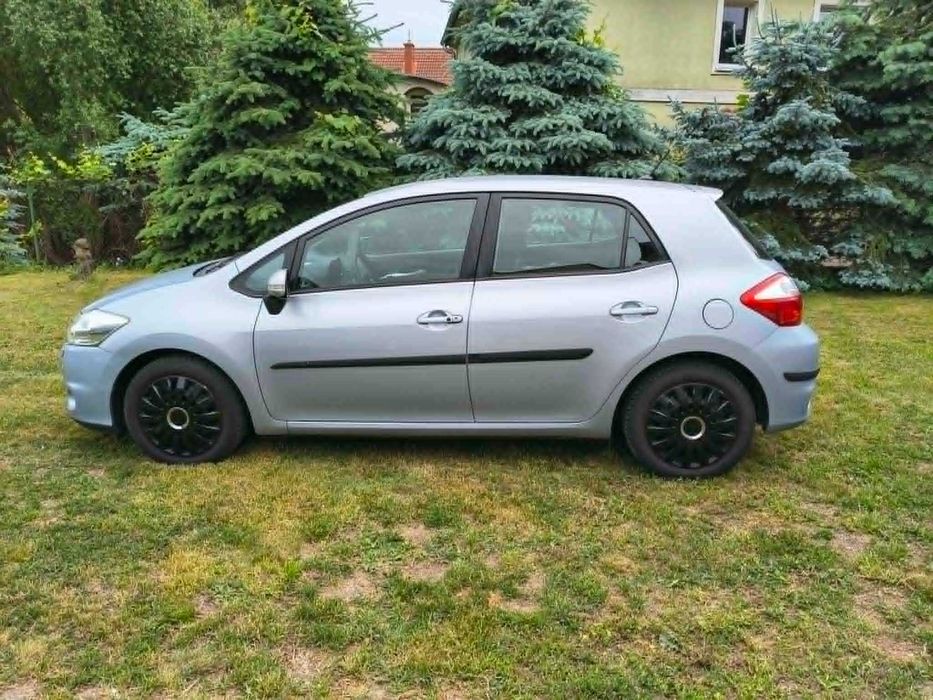 Toyota Auris Executive  2010, przebieg 184 tys km