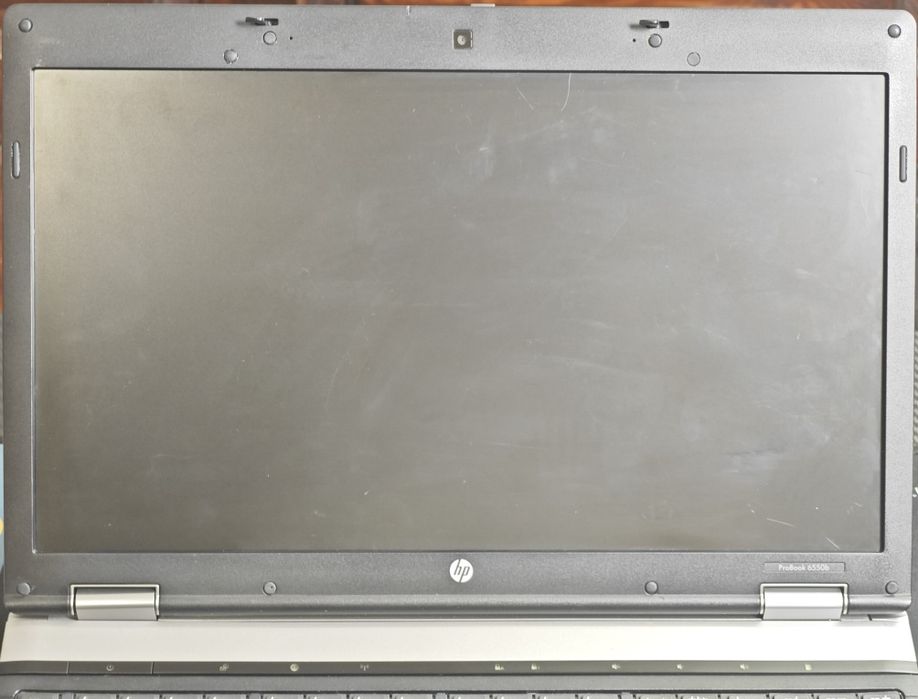 HP PROBOOK 8550B
Intel core i5 m450
ATI Mobility Radeon HD 4500 seri