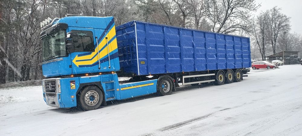 Самоскид контейнеровоз