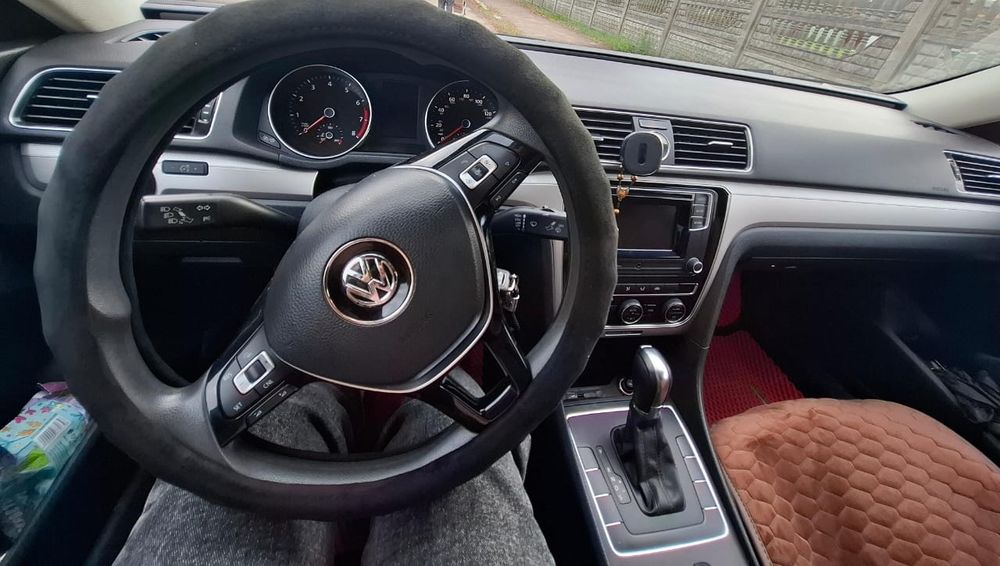 Продам авто Фольцваген пассат  B8 2015