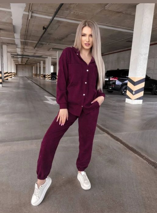 Вельветовий костюм на кнопках,бордовий