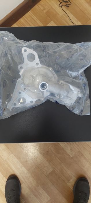 Помпа водяная Митсубиши Паджеро Спорт 3.0