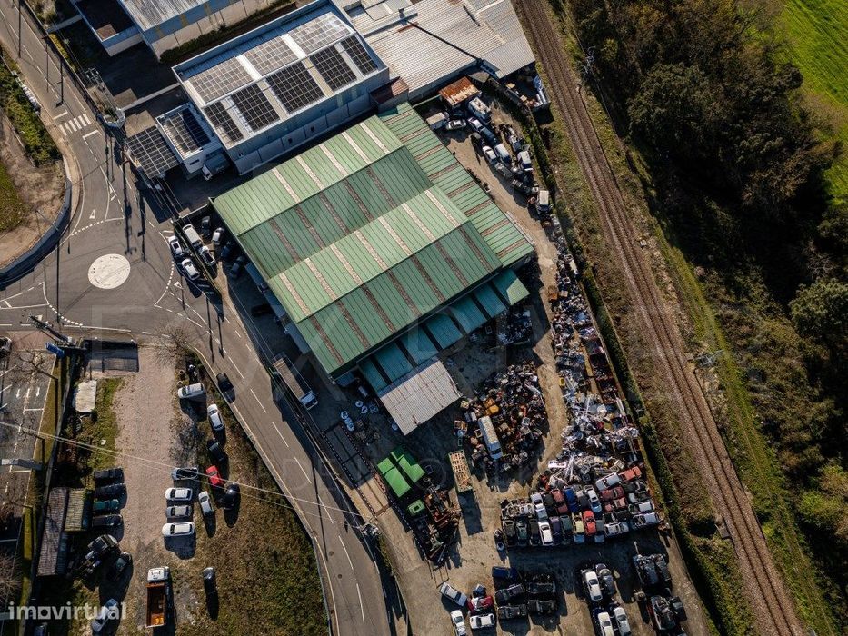 Armazém Industrial De Reciclagem - Vila Nova De Cerveira